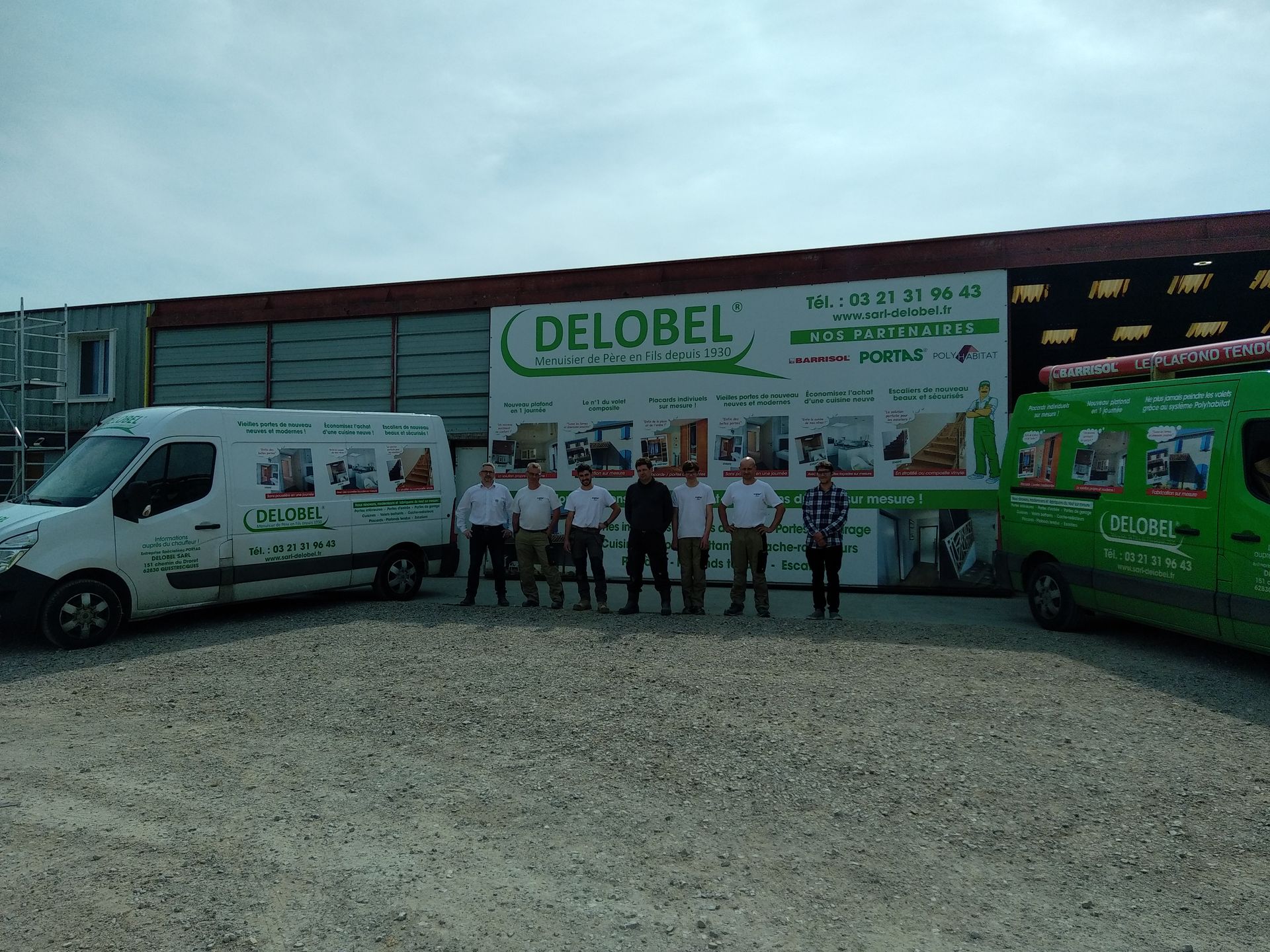 Photo de l'équipe SARL Delobel Photo de l'équipe de la SARL DELOBEL Menuiserie à QUESTRECQUES